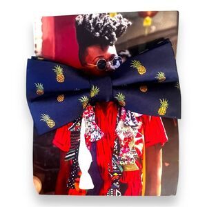 BOWTIE Behavior Pineapple Print Fashion Bow-tie Navy Handmade NEW